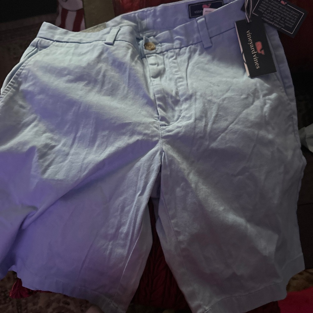 Breaker shorts